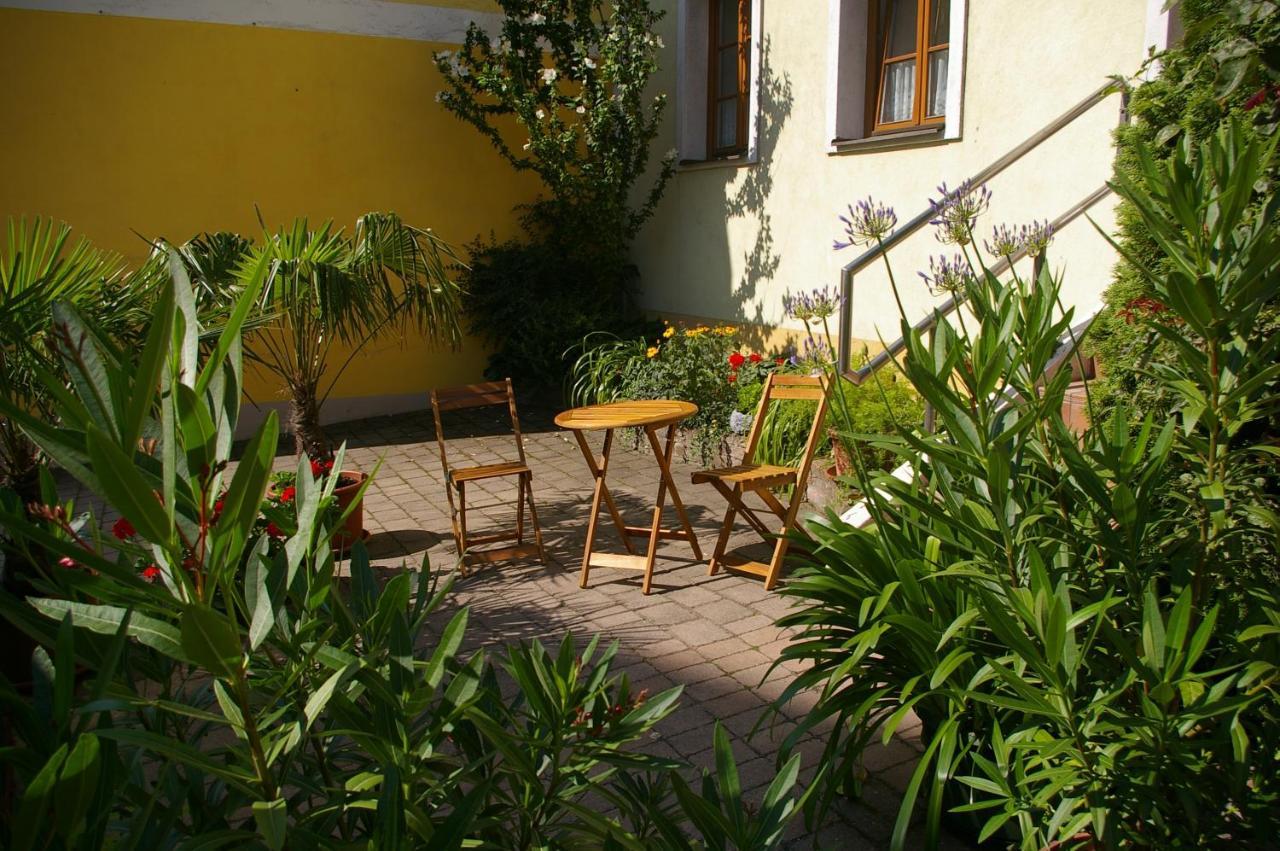 Ferienwohnung Zum Kapuziner Poysdorf Kültér fotó