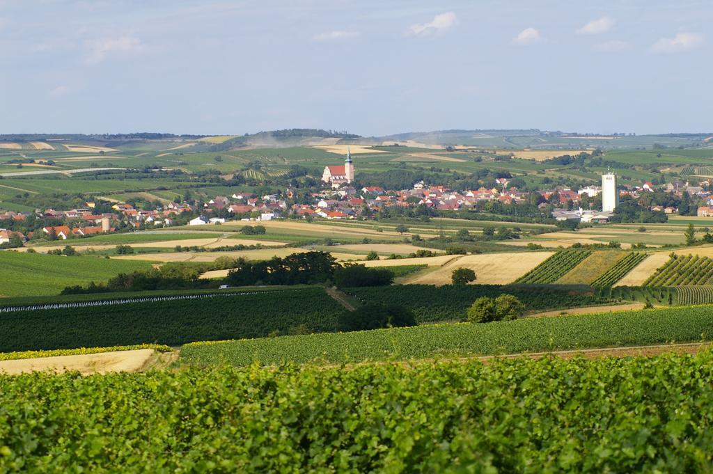 Ferienwohnung Zum Kapuziner Poysdorf Kültér fotó
