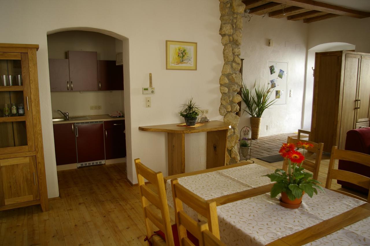 Ferienwohnung Zum Kapuziner Poysdorf Kültér fotó